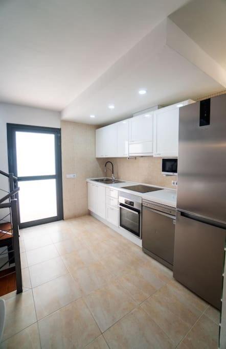 Casa Alfred, El Cotillo, One To 150 M Wifi Fiber Cotillo